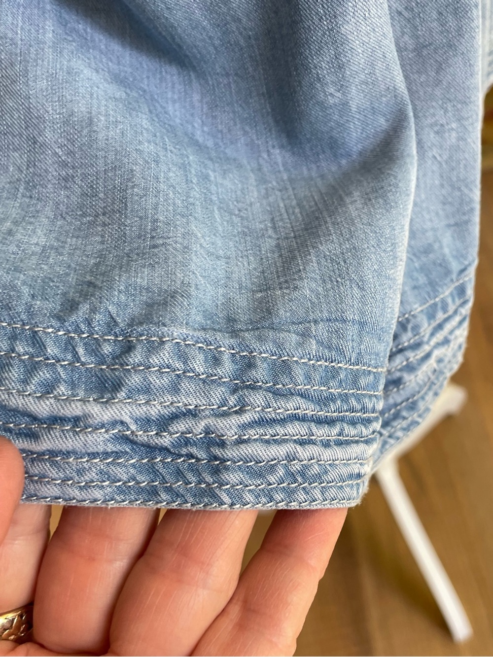 TooFan size large 100% tencel button up chambray top or light jacket - Picture 6 of 9
